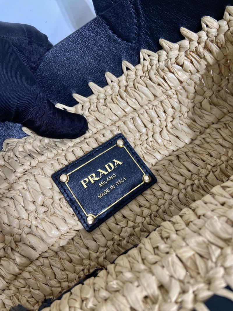 Pra*a tote bags